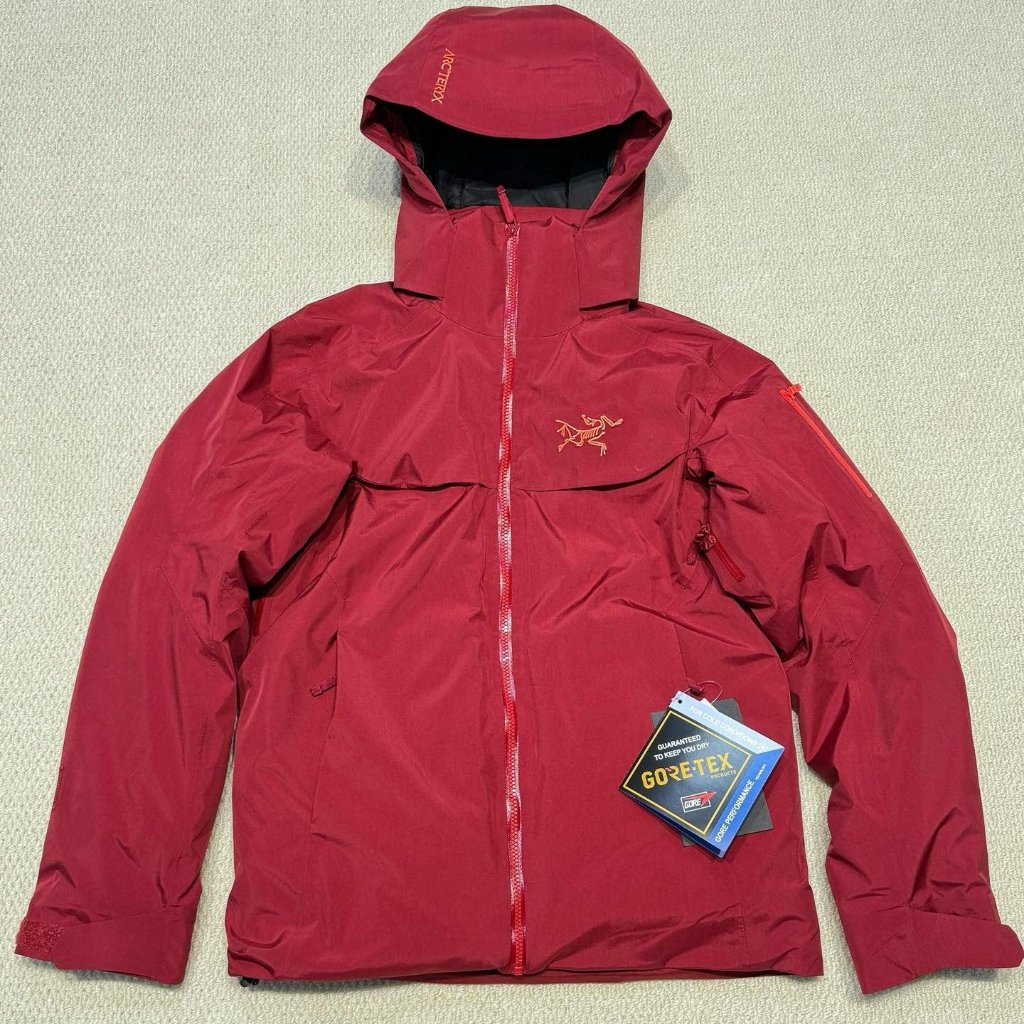 Arc'teryx Bordeaux Red Gore-Tex Down Jacket | Cozy + Weather-Ready